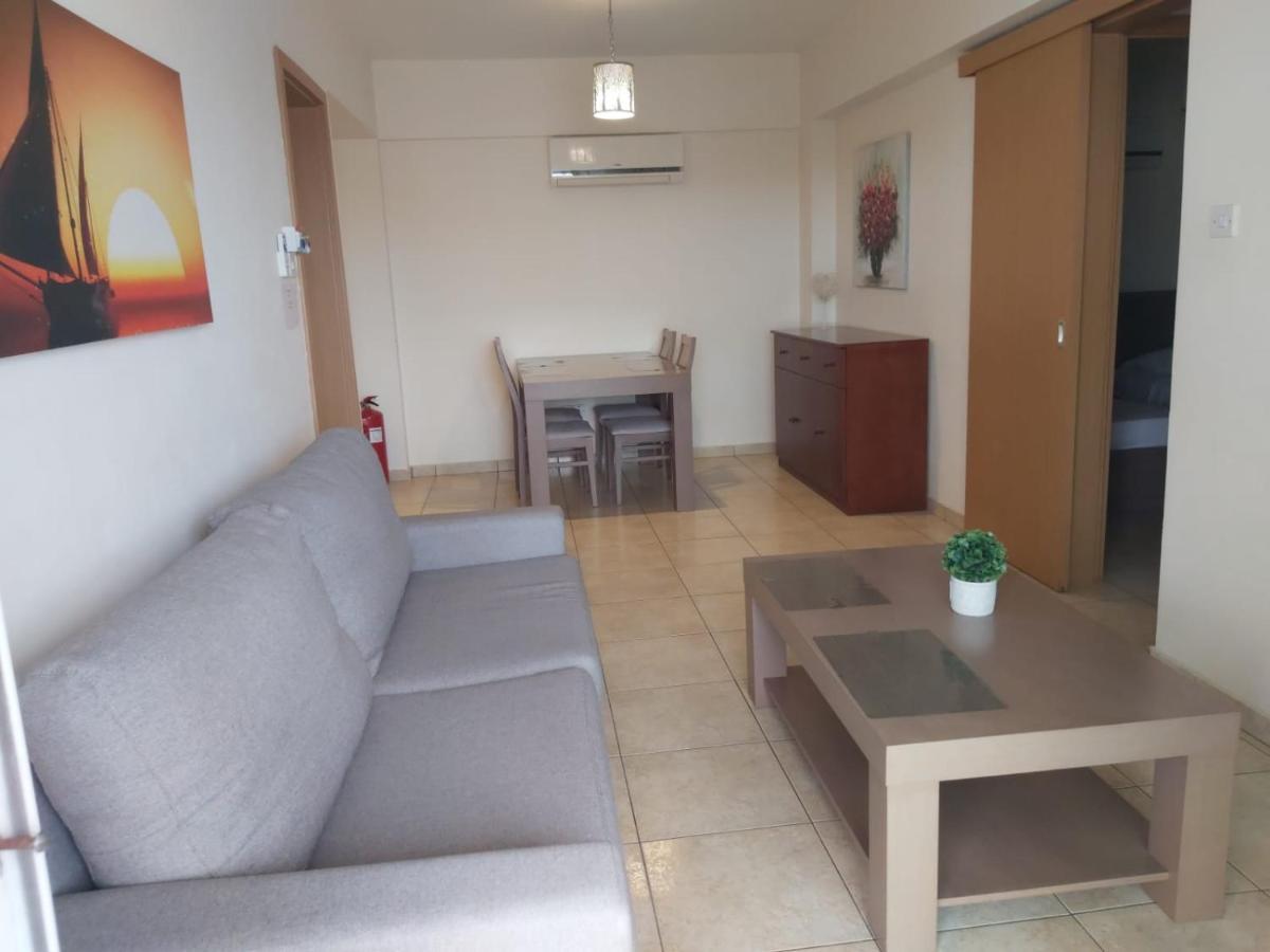 לרנקה 403 Apartment Carisa Artemis Court מראה חיצוני תמונה